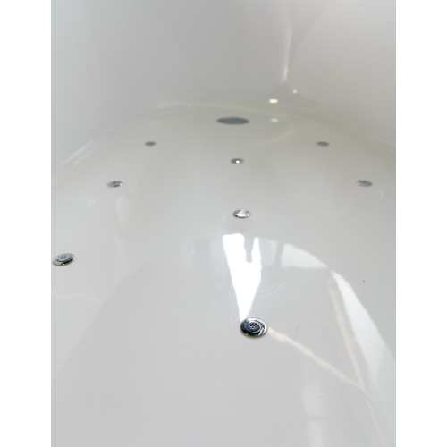 Акриловая ванна в комплекте со сливом-переливом BB50-1700